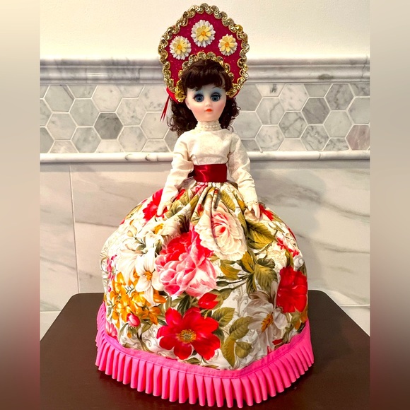 Tea Pot Cover  Doll - Picture 3 of 16